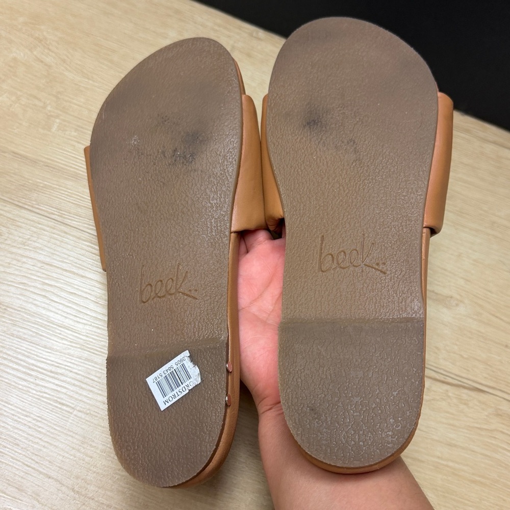 Beek Baza Leather Slide Sandal - Picture 10 of 10